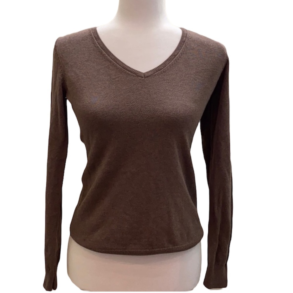 Nwot Essentials by Esprit cotton V-neck shirt top